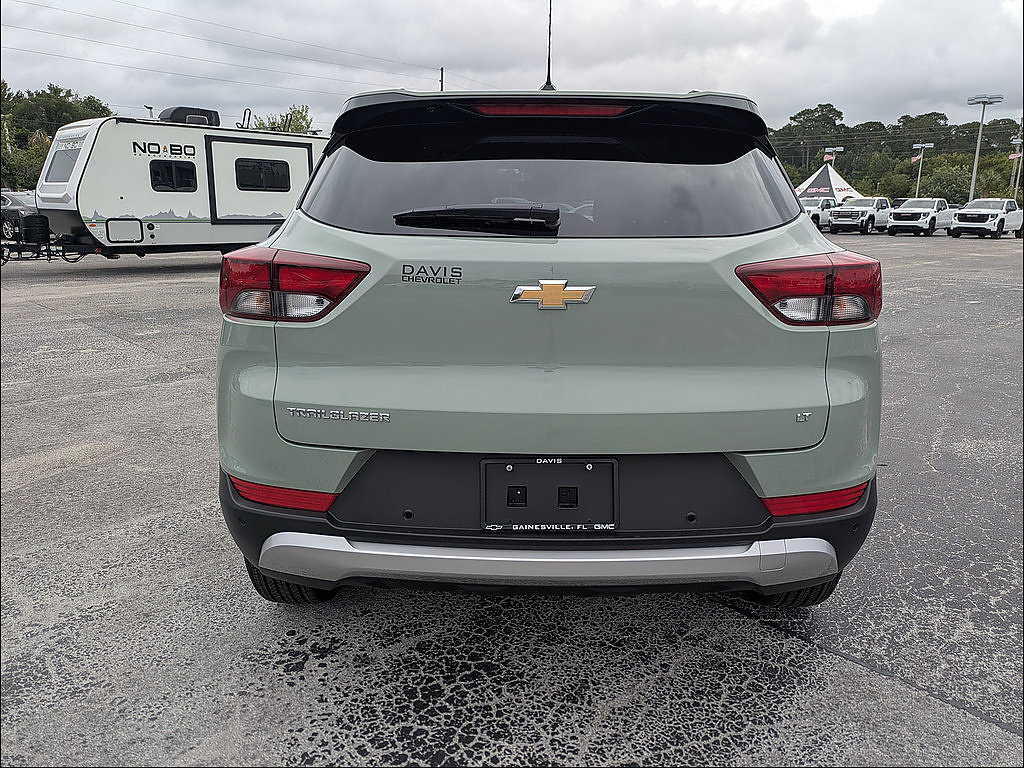 New 2026 Chevrolet TrailBlazer LT w/ Convenience Package FWD image 6
