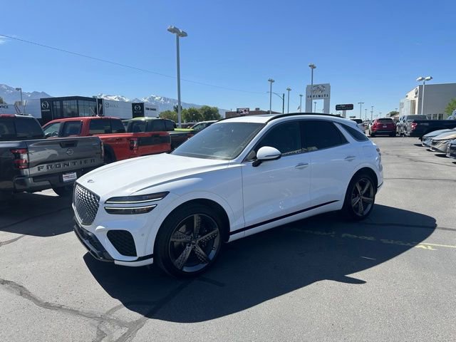 Used 2022 Genesis GV70 3.5T Sport w/ Sport Prestige Package AWD/4WD image 6