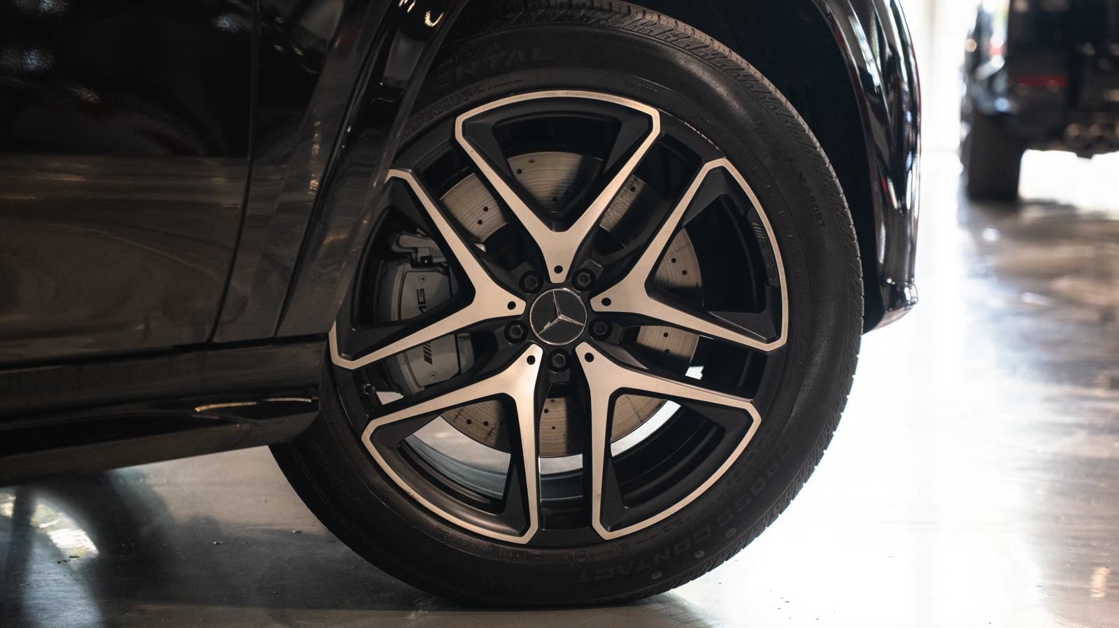 Used 2024 Mercedes-Benz GLE 53 AMG 4MATIC Coupe w/ Driver Assistance Package image 13