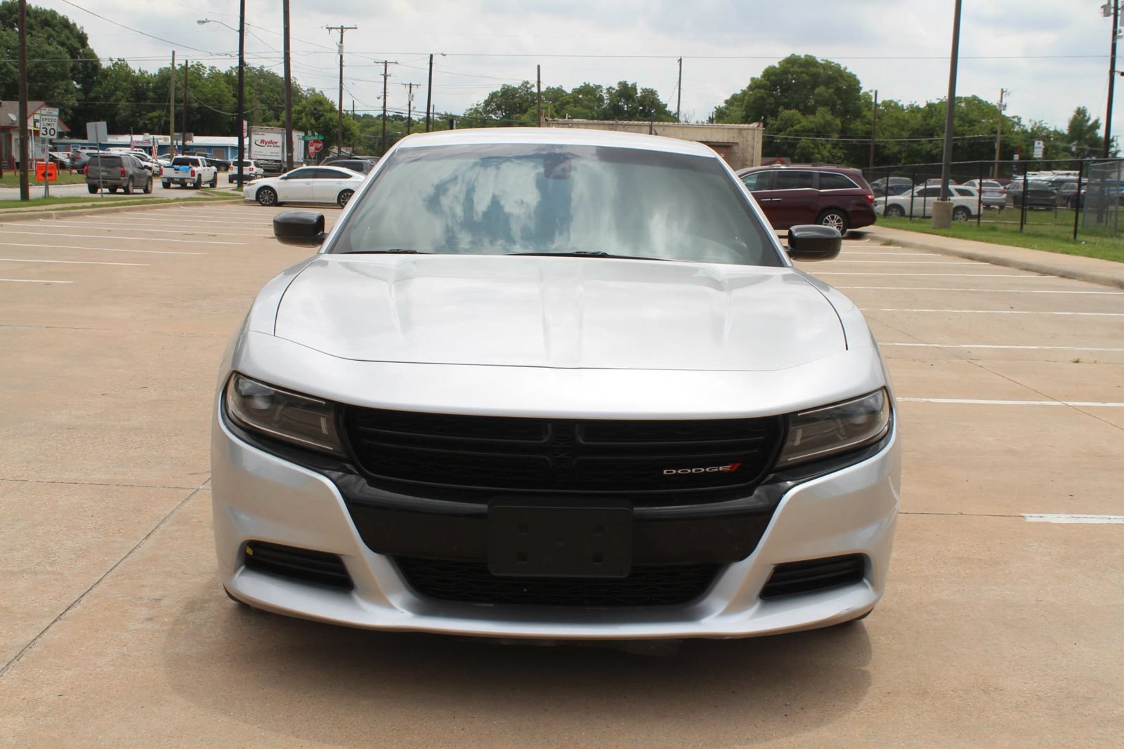 Used 2023 Dodge Charger SXT w/ Blacktop Package RWD image 2