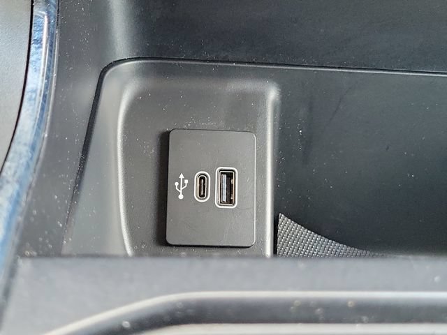 Used 2025 Ford F150 XLT w/ Equipment Group 302A MID AWD/4WD image 39