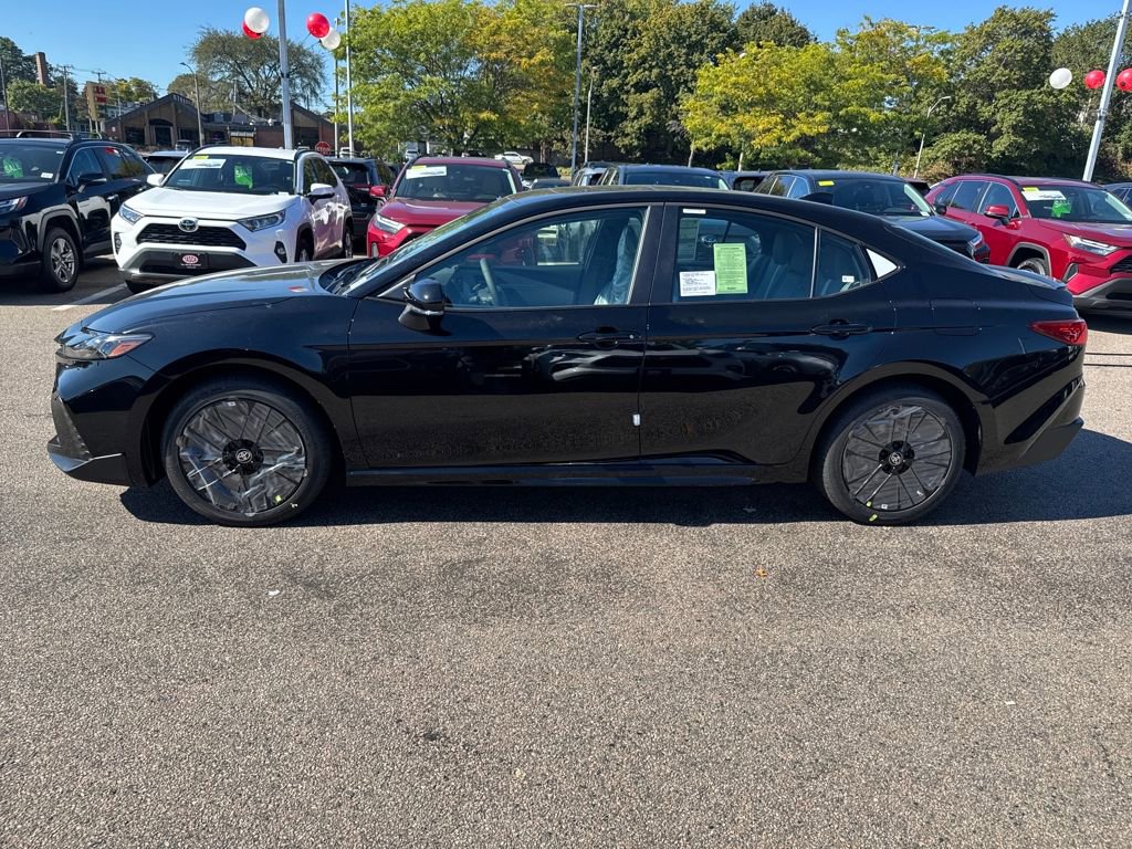 New 2026 Toyota Camry SE image 4