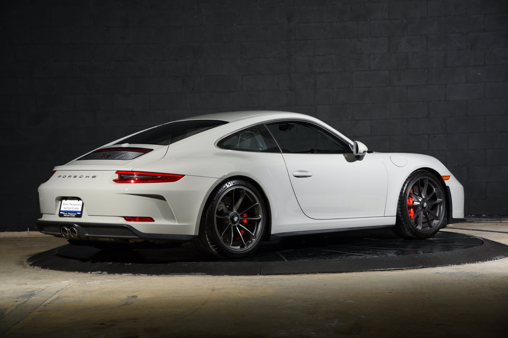 Used 2019 Porsche 911 GT3 RWD image 3