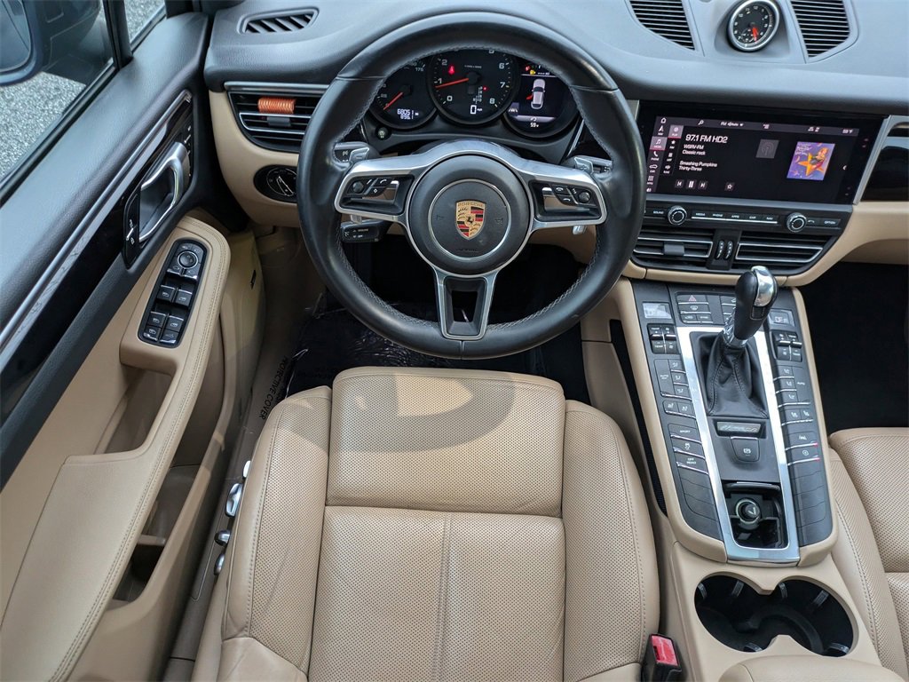 Used 2019 Porsche Macan Base w/ Premium Package Plus image 16