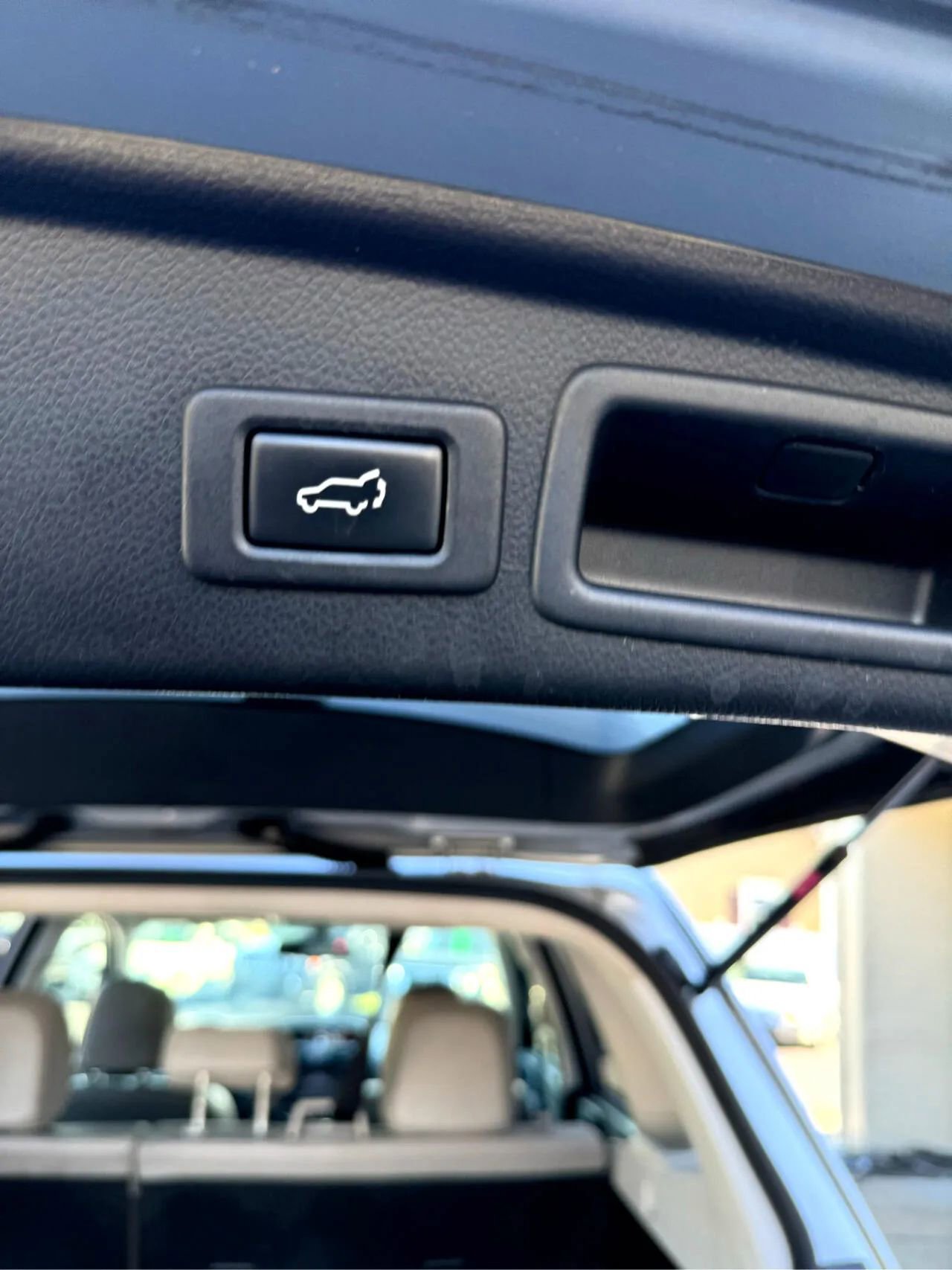 Used 2014 Subaru Forester 2.5i Touring image 28