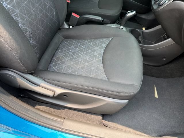 Used 2020 Chevrolet Spark LT FWD image 26
