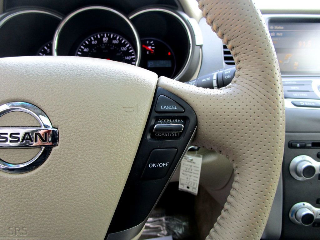 Used 2014 Nissan Murano SL AWD/4WD image 19