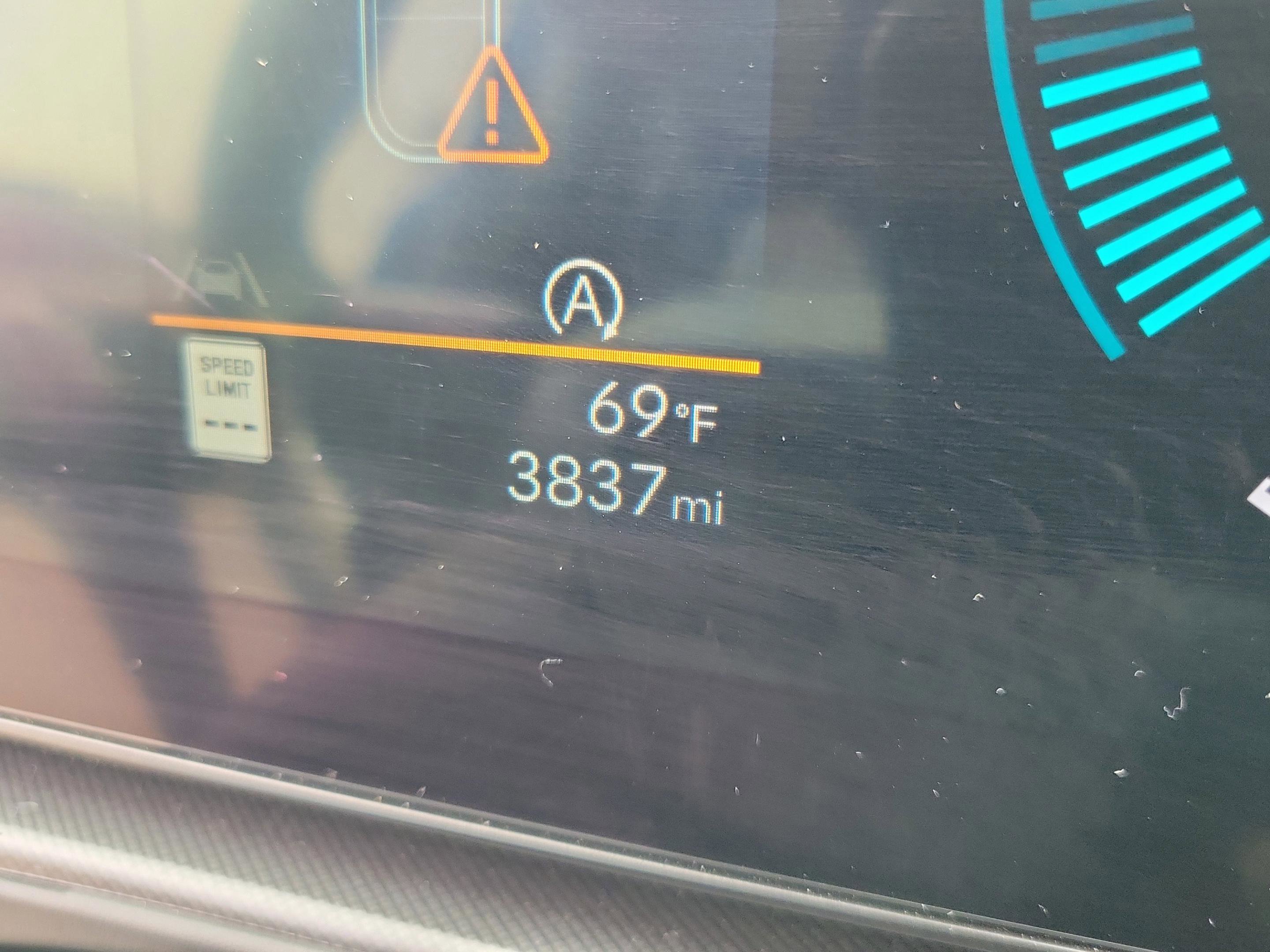 Used 2025 Hyundai Santa Fe SEL image 26