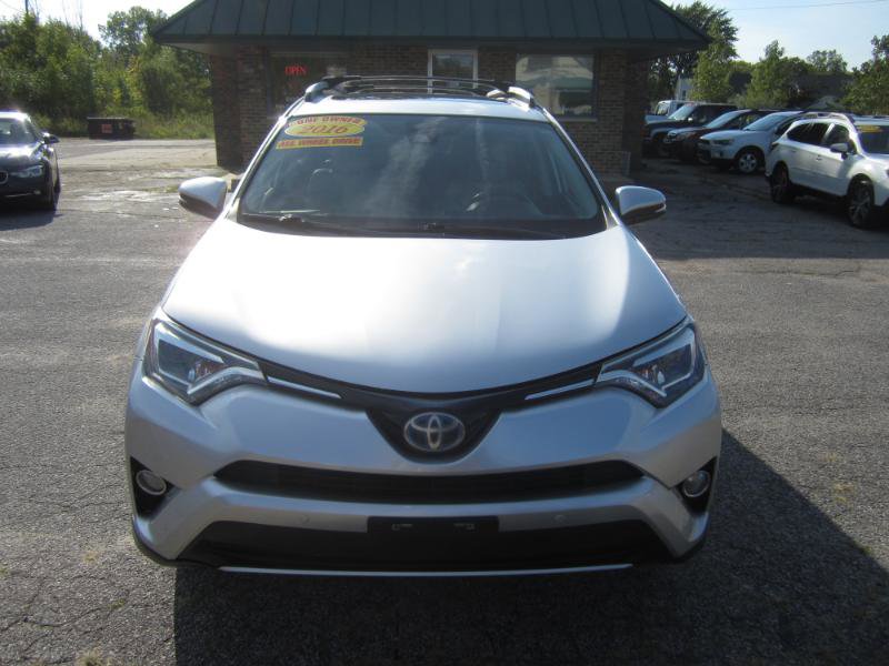 Used 2016 Toyota RAV4 Limited image 3