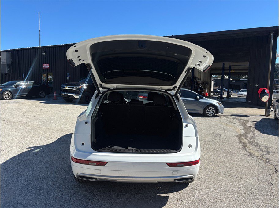 Used 2018 Audi Q5 2.0T Premium AWD/4WD image 43