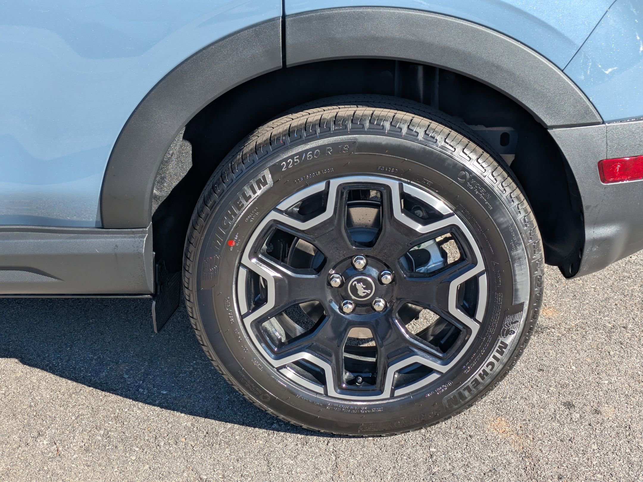 New 2025 Ford Bronco Sport Outer Banks w/ Outer Banks Tech Package+ AWD/4WD image 8
