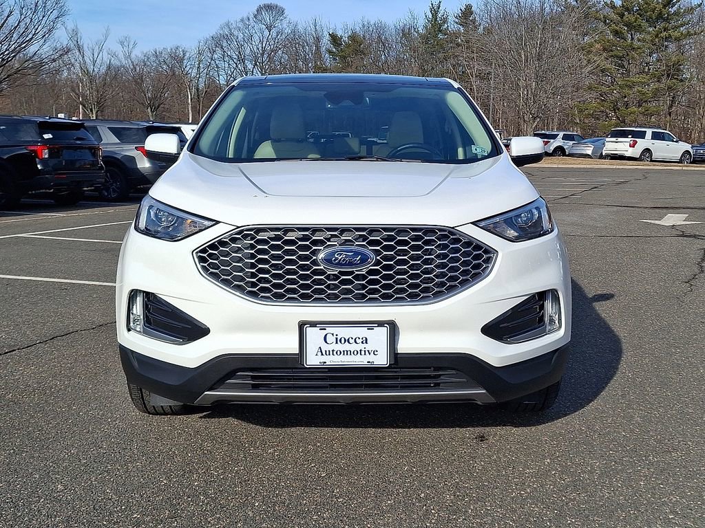Used 2024 Ford Edge SEL w/ Convenience Package image 5