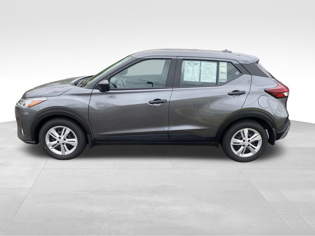 Certified 2025 Nissan Kicks Play S FWD image 2