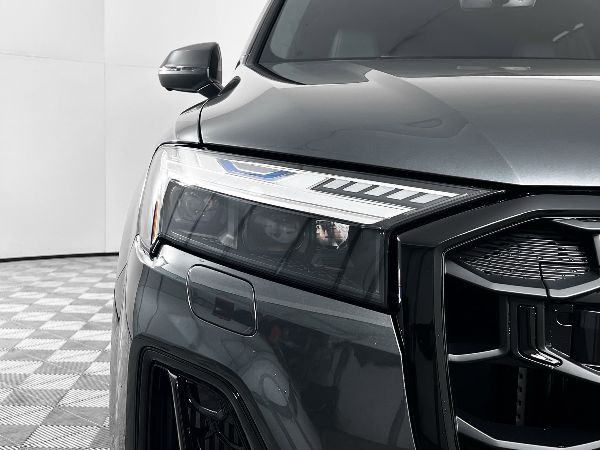 New 2026 Audi SQ7 Prestige image 10
