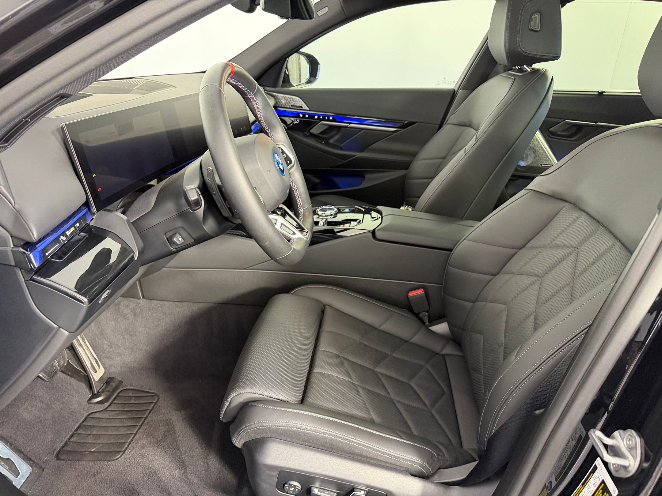 Used 2024 BMW i5 M60 w/ Executive Package AWD/4WD image 5