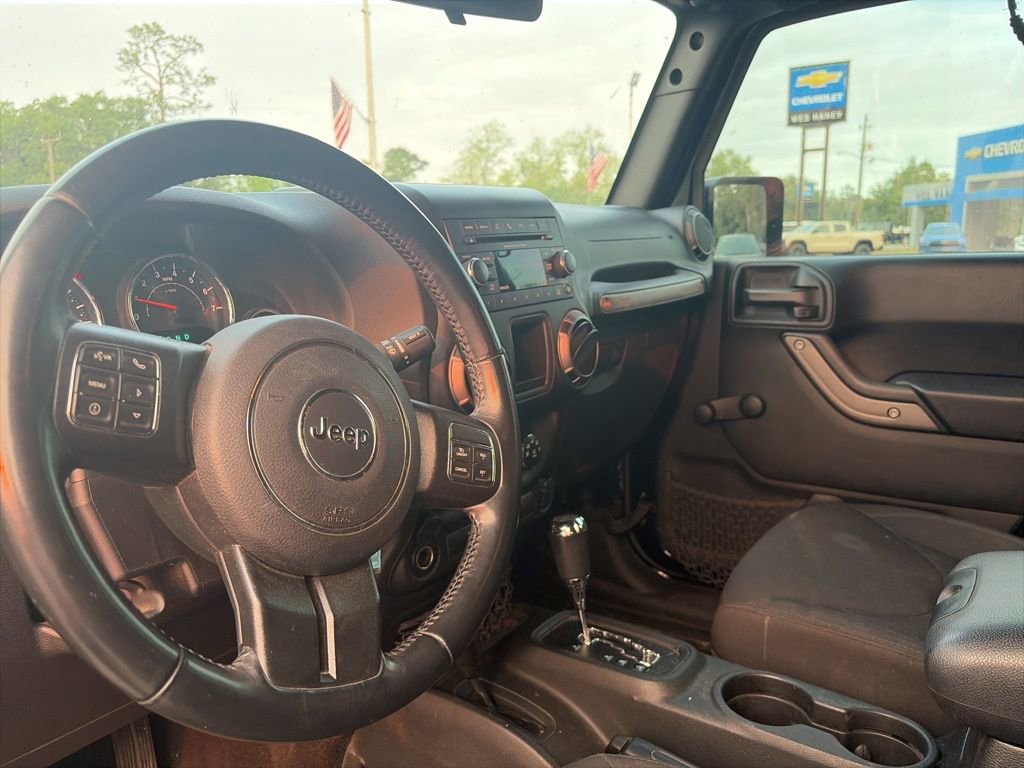 Used 2018 Jeep Wrangler Unlimited Sport w/ Connectivity Group AWD/4WD image 18