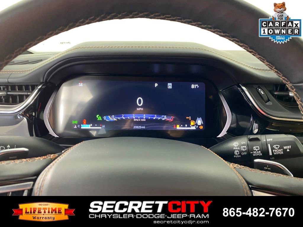 Used 2025 Jeep Grand Cherokee Summit w/ Adv Protech Group IV AWD/4WD image 18