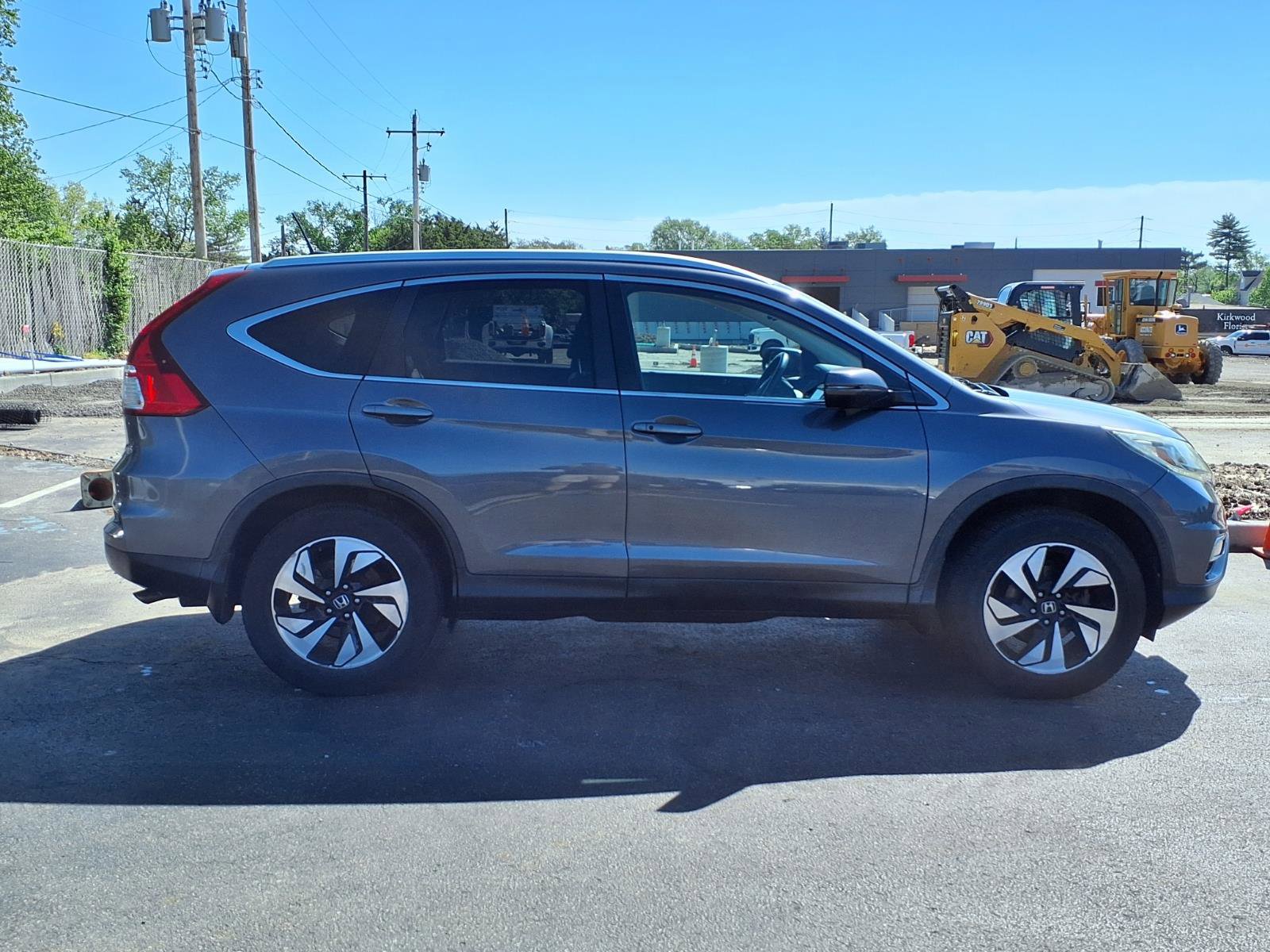 Used 2016 Honda CR-V Touring image 2