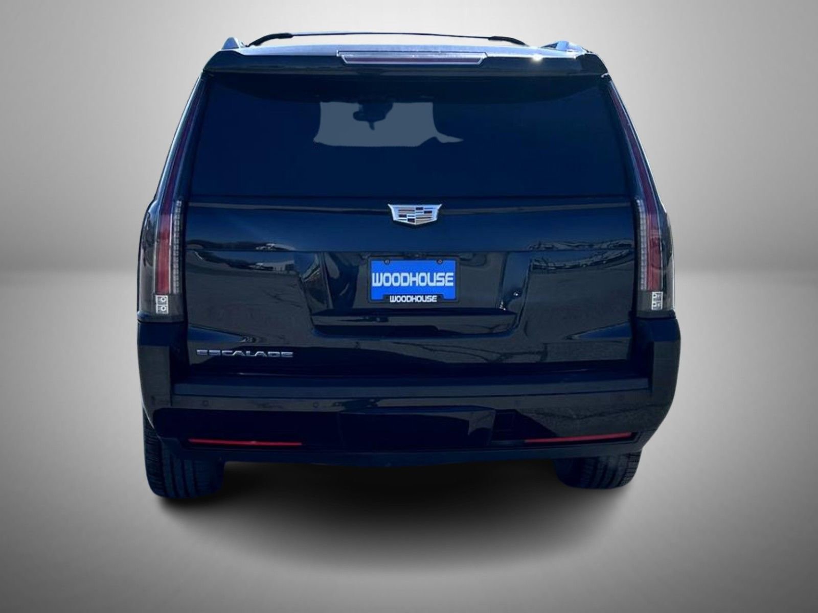 Used 2019 Cadillac Escalade Platinum w/ Escalade Sport Edition image 6