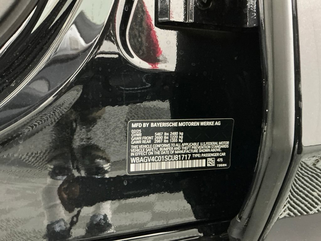 Certified 2025 BMW 840i xDrive AWD/4WD image 33