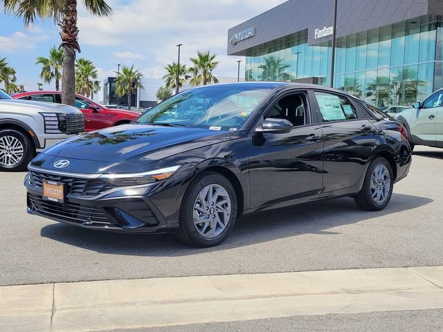 New 2026 Hyundai Elantra Blue image 2