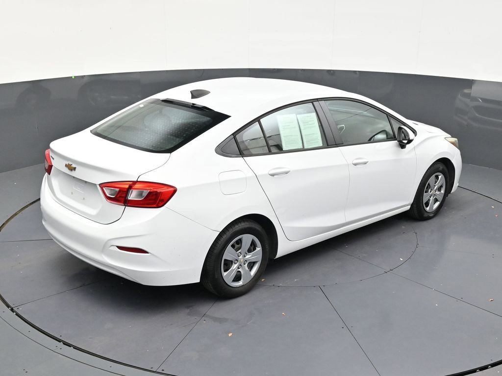 Used 2017 Chevrolet Cruze LS FWD image 16