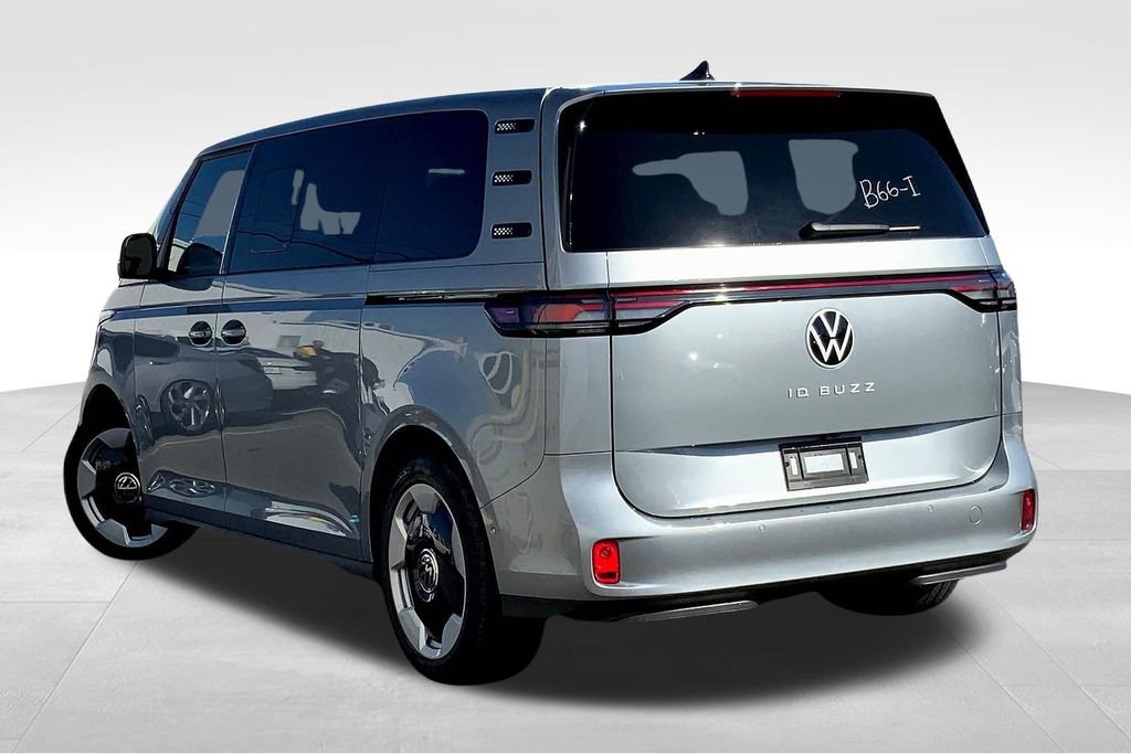 New 2025 Volkswagen ID. Buzz Pro S image 3