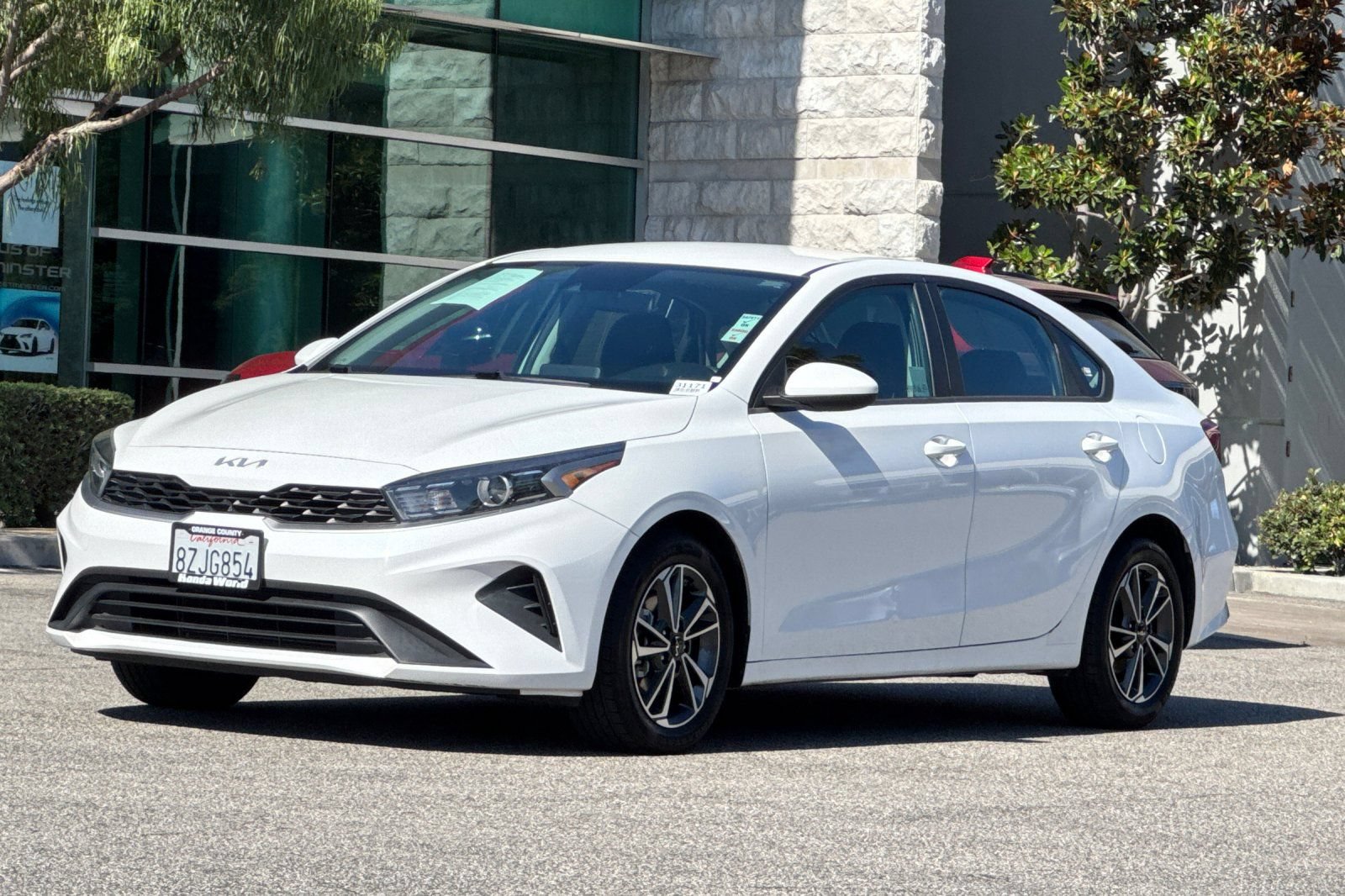 Used 2022 Kia Forte LXS FWD image 8