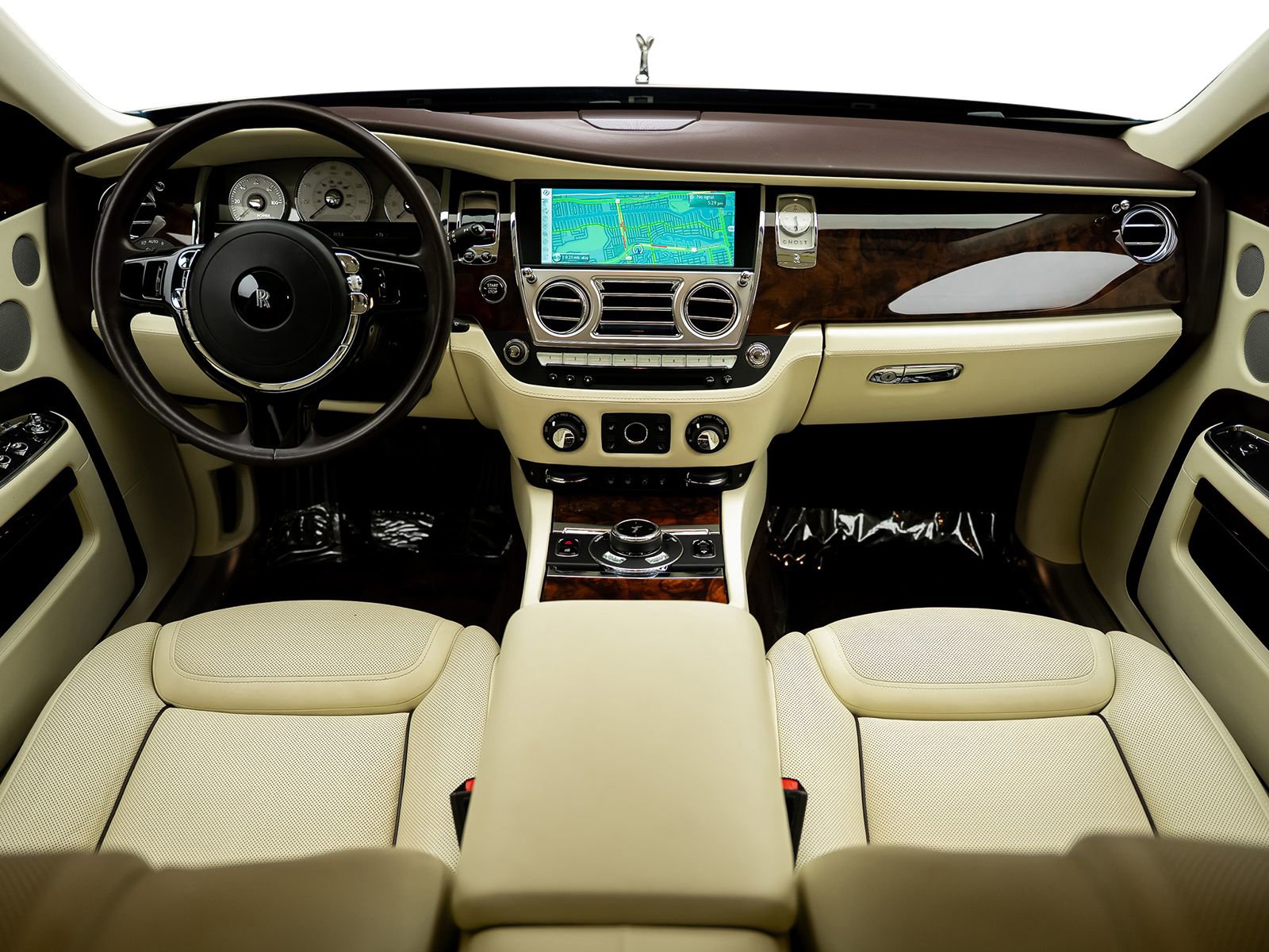 Used 2017 Rolls-Royce Ghost image 4