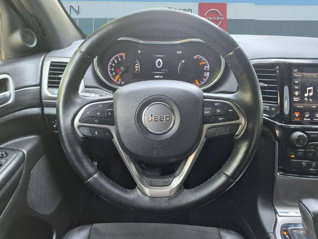 Used 2020 Jeep Grand Cherokee Altitude AWD/4WD image 15