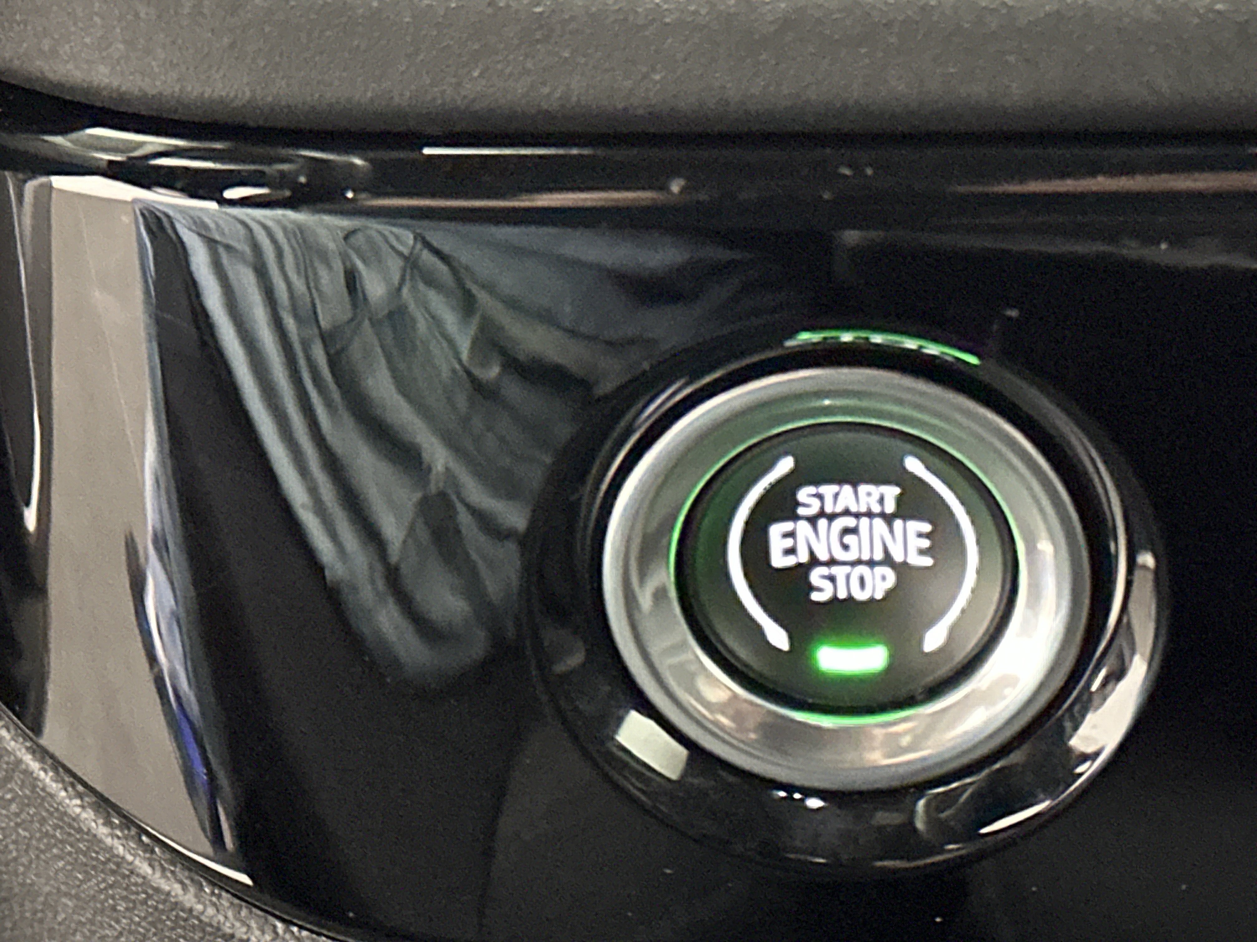 Used 2024 Chevrolet Silverado 1500 LT w/ Z71 Off-Road Package image 27