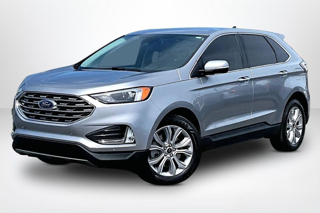 Used 2023 Ford Edge Titanium w/ Cargo Accessory Package AWD/4WD image 3
