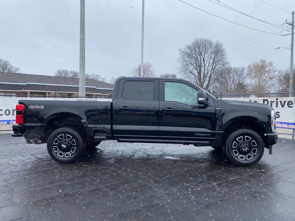 Used 2025 Ford F250 Platinum image 2