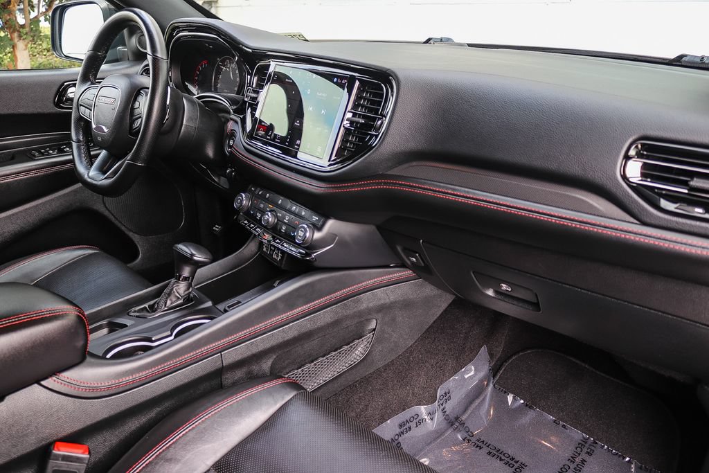 Used 2025 Dodge Durango GT AWD/4WD image 16