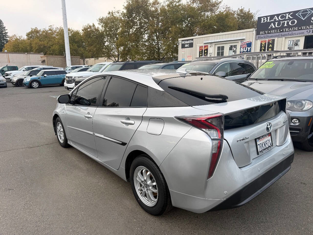 Used 2016 Toyota Prius Four Touring image 8