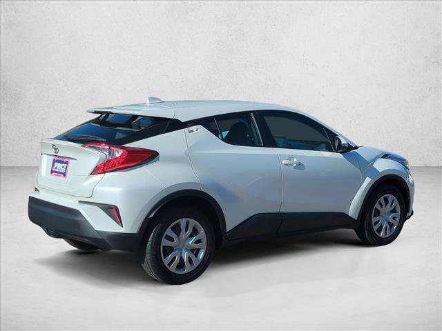 Used 2021 Toyota C-HR LE FWD image 5