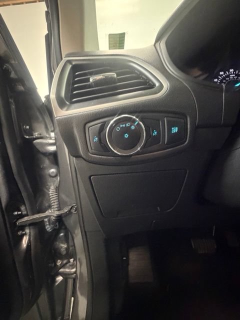 Used 2024 Ford Edge SEL AWD/4WD image 21