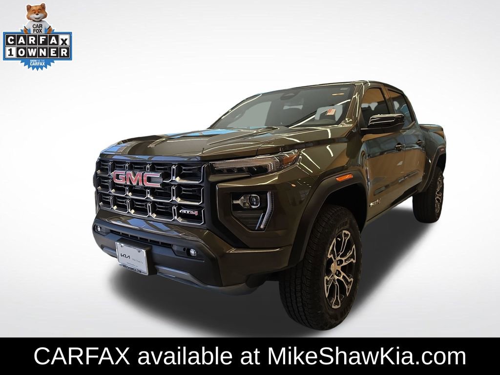 Used 2025 GMC Canyon AT4 w/ AT4 Premium Package AWD/4WD image 1