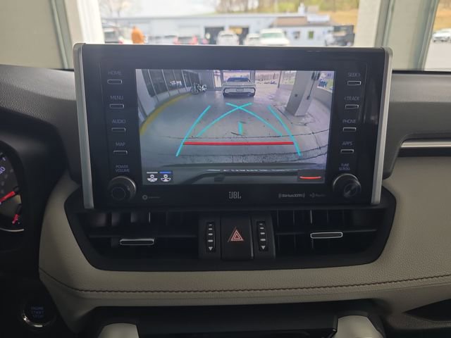 Used 2020 Toyota RAV4 XLE Premium AWD/4WD image 16