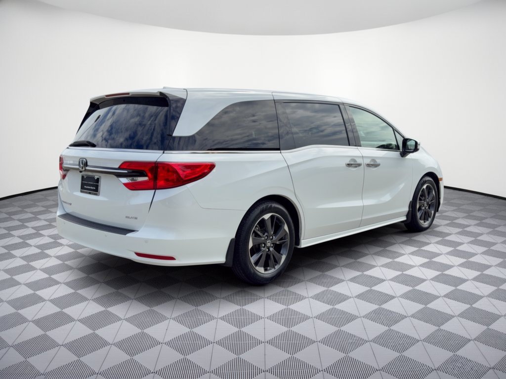 Used 2023 Honda Odyssey Elite image 9