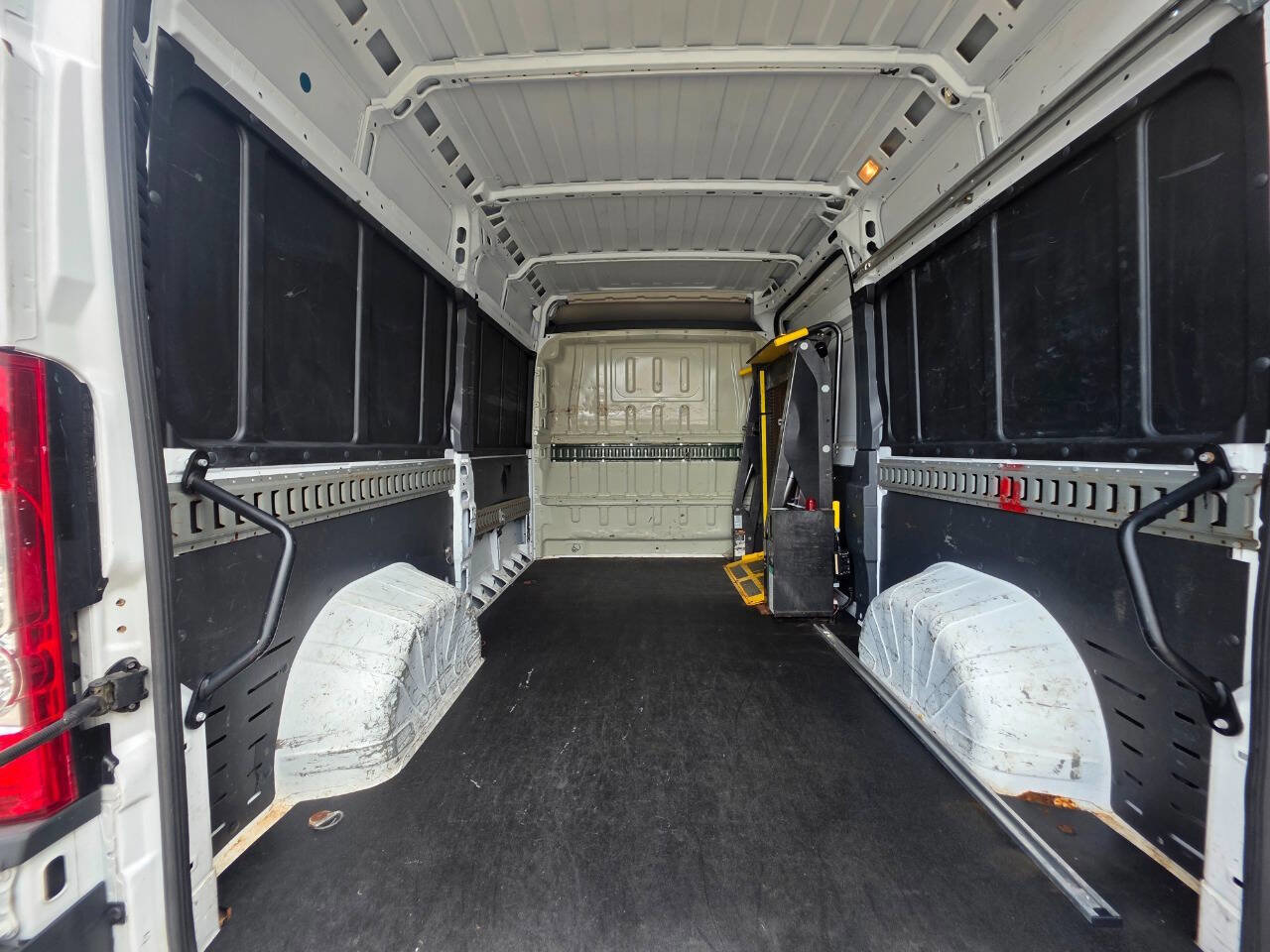 Used 2016 RAM ProMaster 1500 w/ Interior Convenience Group FWD image 26