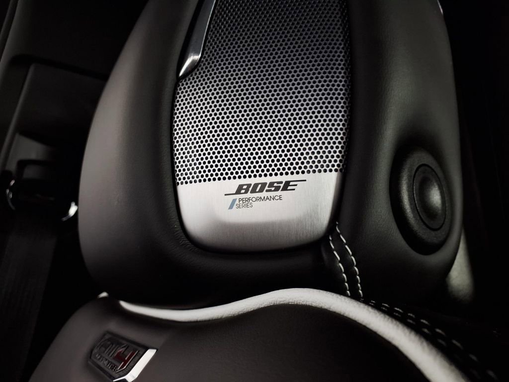 Used 2025 GMC Yukon XL AT4 Ultimate image 24