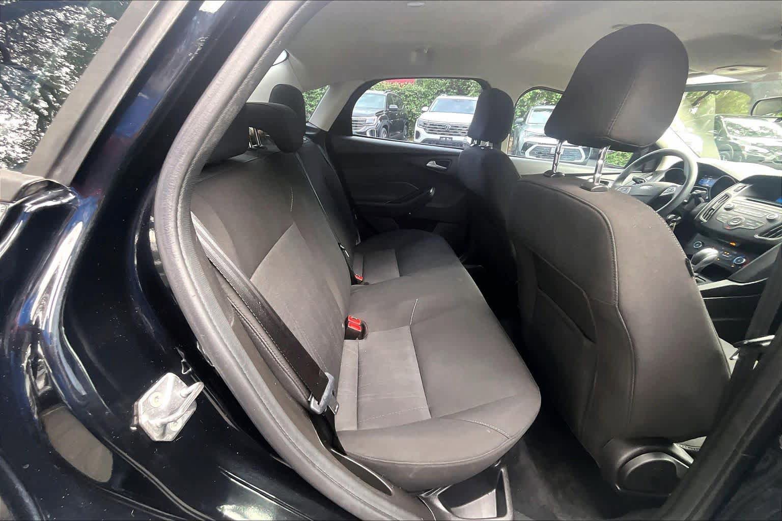 Used 2016 Ford Focus SE image 20