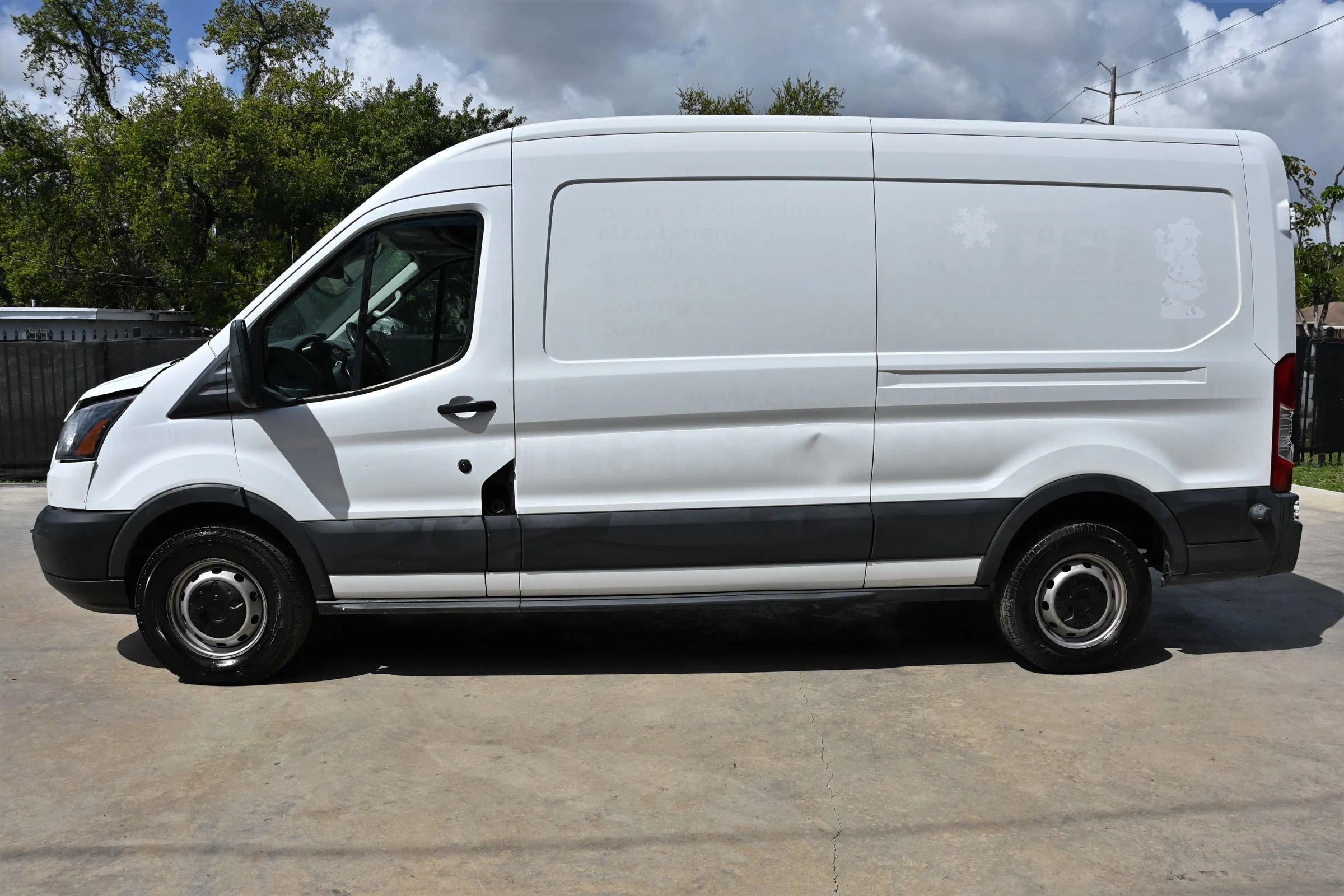 Used 2017 Ford Transit 150 148 Medium Roof image 6