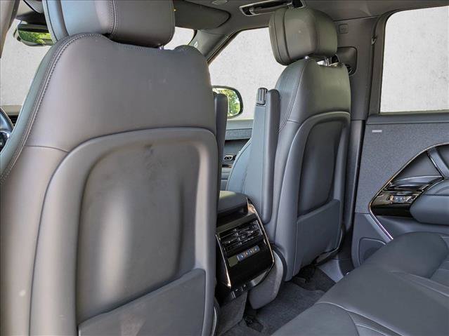 Used 2023 Land Rover Range Rover Sport SE AWD/4WD image 20