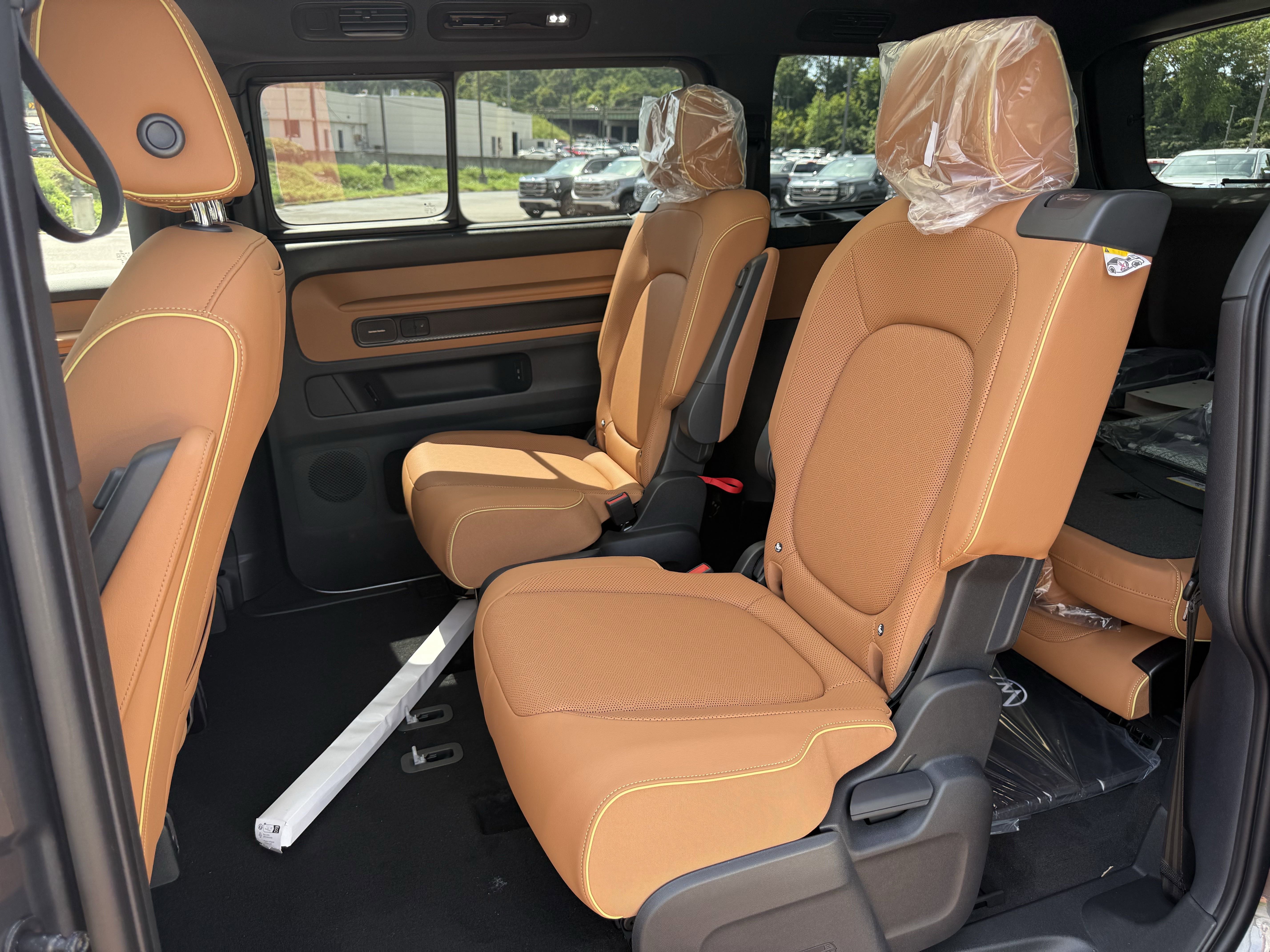 New 2025 Volkswagen ID. Buzz Pro S Plus image 11