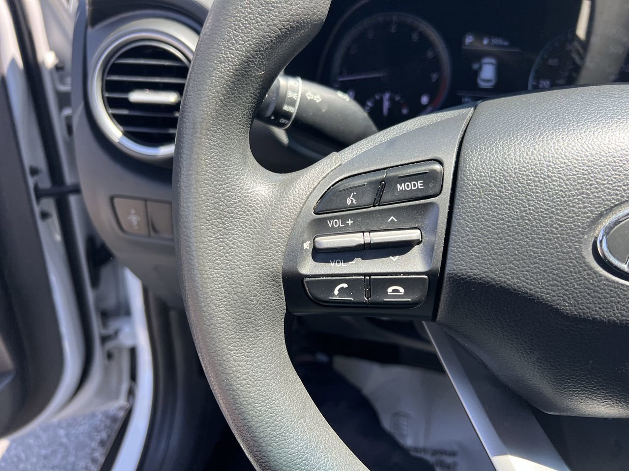 Used 2021 Hyundai Kona SE FWD image 19