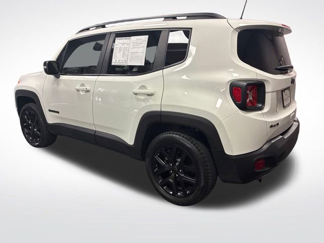 Used 2023 Jeep Renegade Altitude AWD/4WD image 3