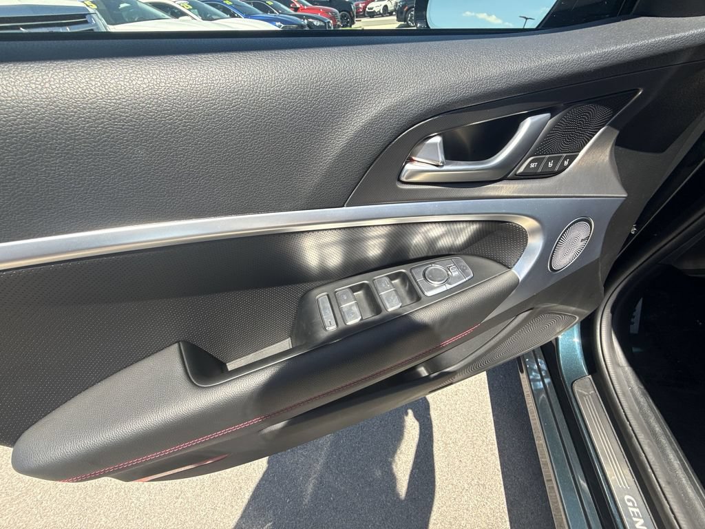Used 2025 Genesis G70 2.5T w/ Sport Prestige Package AWD/4WD image 13