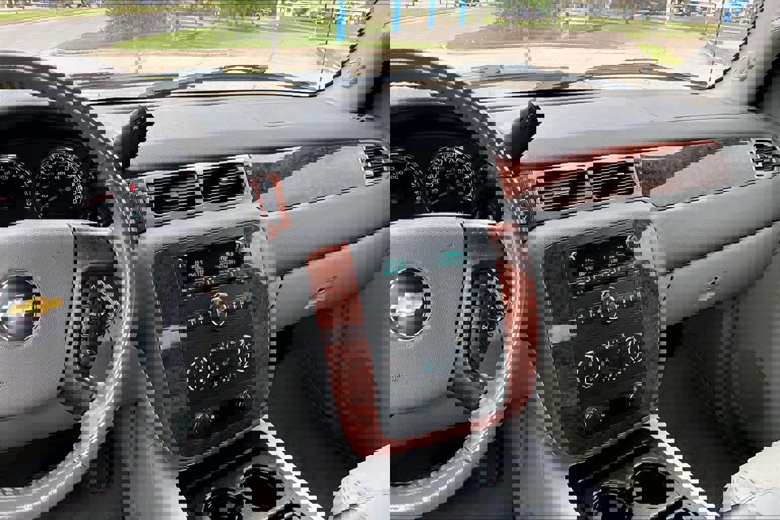 Used 2007 Chevrolet Avalanche LT w/ LT Preferred Equipment Group image 6